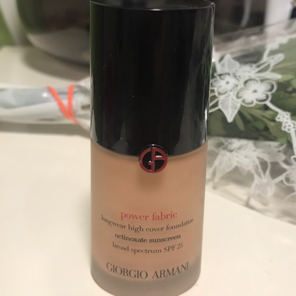 Brand new authentic Giorgio Armani foundation